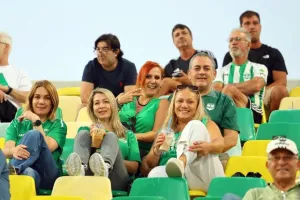 Φωτορεπορτάζ/ Ο κόσμος στην ΑΡΕΝΑ 