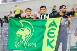 Φωτορεπορτάζ/ Ο κόσμος στην ΑΡΕΝΑ 