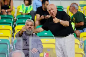 Φωτορεπορτάζ/ Ο κόσμος στην ΑΡΕΝΑ 