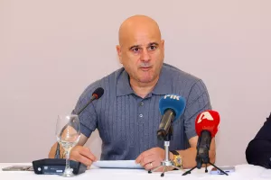 "Θα κάνουμε τα πάντα για να φέρουμε την ομάδα εκεί που αξίζει" (Ουάρντα, Μπεζούς και άλλα)