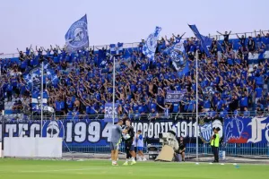 (Φώτος) Ο κόσμος στις εξέδρες 