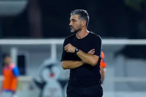 ΝΕΟ για Μαρτίνς 