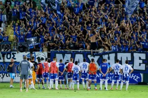 Έπιασαν... το 10% του στόχου και συνεχίζουν: "Δεν λυγίσαμε ΠΟΤΕ"
