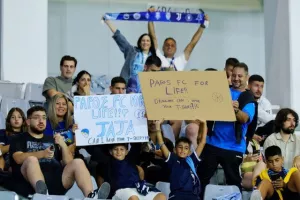Φωτορεπορτάζ/ Ο κόσμος στο "Αλφαμέγα"