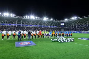 Φωτορεπορτάζ/ Ο κόσμος στο "Αλφαμέγα"