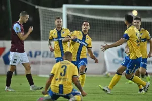 Διπλό στο Παραλίμνι με Πιέρο και Μαϊόλι (φώτος)