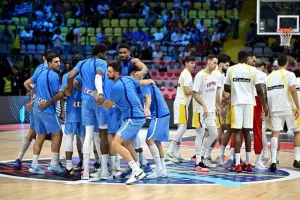 Θρίαμβος της Ελλάδας, με σούπερ Γιάννη (φώτος)