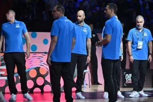Θρίαμβος της Ελλάδας, με σούπερ Γιάννη (φώτος)