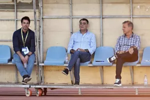 Διπλό στο Παραλίμνι με Πιέρο και Μαϊόλι (φώτος)