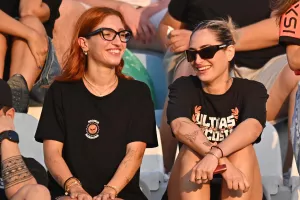 (Φώτος) Ο κόσμος στο "Τάσος Μάρκου"