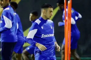 Προπονήσεις με Κ19, ο Καρανάτσιος, που μετράει αντίστροφα 