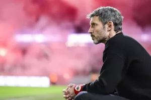 Στη λίστα ο Φαν Μπόμελ