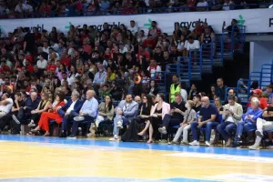Ο Τζέιμς με τρίποντο - μαχαιριά ανάγκασε σε ήττα τον Ολυμπιακό