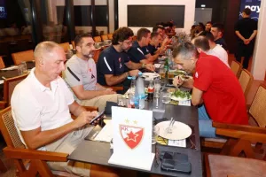 Τουρνουά "payabl. Νεόφυτος Χανδριώτης"/ΚΛΙΚΣ απ' το δείπνο