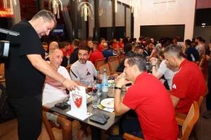 Τουρνουά "payabl. Νεόφυτος Χανδριώτης"/ΚΛΙΚΣ απ' το δείπνο