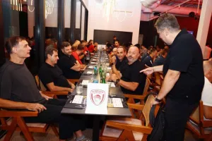 Τουρνουά "payabl. Νεόφυτος Χανδριώτης"/ΚΛΙΚΣ απ' το δείπνο