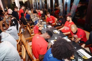 Τουρνουά "payabl. Νεόφυτος Χανδριώτης"/ΚΛΙΚΣ απ' το δείπνο
