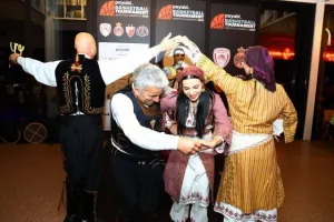 Τουρνουά "payabl. Νεόφυτος Χανδριώτης"/ΚΛΙΚΣ απ' το δείπνο