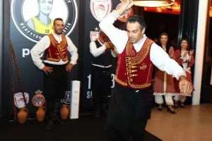 Τουρνουά "payabl. Νεόφυτος Χανδριώτης"/ΚΛΙΚΣ απ' το δείπνο