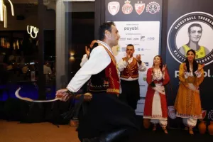 Τουρνουά "payabl. Νεόφυτος Χανδριώτης"/ΚΛΙΚΣ απ' το δείπνο