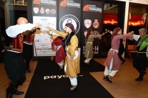 Τουρνουά "payabl. Νεόφυτος Χανδριώτης"/ΚΛΙΚΣ απ' το δείπνο