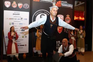 Τουρνουά "payabl. Νεόφυτος Χανδριώτης"/ΚΛΙΚΣ απ' το δείπνο