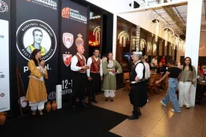 Τουρνουά "payabl. Νεόφυτος Χανδριώτης"/ΚΛΙΚΣ απ' το δείπνο