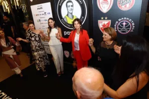 Τουρνουά "payabl. Νεόφυτος Χανδριώτης"/ΚΛΙΚΣ απ' το δείπνο