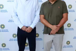 (Φώτος) Εγκαινιάστηκε το αναβαθμισμένο Δημοτικό και Ολυμπιακό Κολυμβητήριο Λευκωσίας