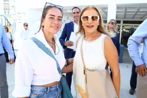 (Φώτος) Εγκαινιάστηκε το αναβαθμισμένο Δημοτικό και Ολυμπιακό Κολυμβητήριο Λευκωσίας
