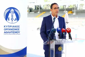 (Φώτος) Εγκαινιάστηκε το αναβαθμισμένο Δημοτικό και Ολυμπιακό Κολυμβητήριο Λευκωσίας