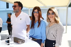 (Φώτος) Εγκαινιάστηκε το αναβαθμισμένο Δημοτικό και Ολυμπιακό Κολυμβητήριο Λευκωσίας