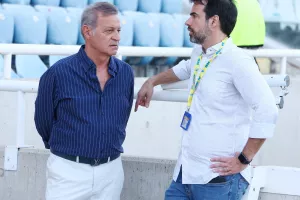 Με... μεγάλη "παρέα" ο Πρόδρομος Πετρίδης (φώτος)