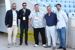 Με... μεγάλη "παρέα" ο Πρόδρομος Πετρίδης (φώτος)