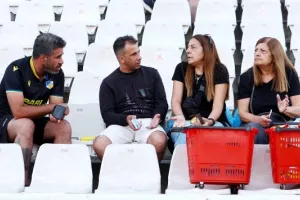 ΦΩΤΟΣ/ΑΠΟΕΛίστες και Απολλωνίστες στο ΓΣΠ