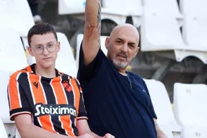 ΦΩΤΟΣ/ΑΠΟΕΛίστες και Απολλωνίστες στο ΓΣΠ
