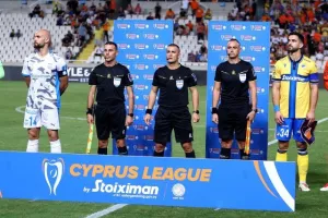 ΑΠΟΕΛ - Απόλλων: Γαλαζοκίτρινο σ' ένα πεντάλεπτο!