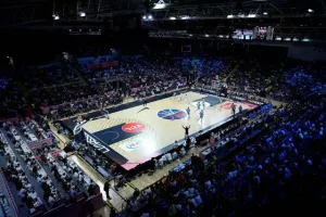 Θρίαμβος της Ελλάδας, με σούπερ Γιάννη (φώτος)