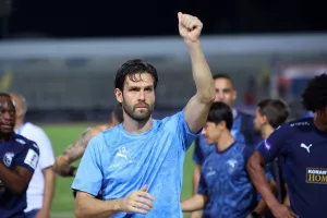 (ΒΙΝΤΕΟ Kerkida) "Πρωτάθλημα και κύπελλο μες το Παφιακό" και..."Ευρωπαϊκό!"