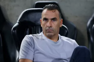 ΑΠΟΕΛ - Απόλλων: Γαλαζοκίτρινο σ' ένα πεντάλεπτο!