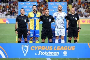 ΑΠΟΕΛ - Απόλλων: Γαλαζοκίτρινο σ' ένα πεντάλεπτο!