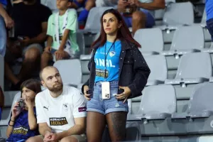 Φωτορεπορτάζ/ Ο κόσμος στο "Αλφαμέγα"