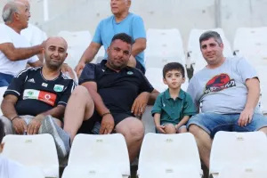 Ομόνοια-ΑΕΚ/ΦΩΤΟΡΕΠΟΡΤΑΖ από τις κερκίδες