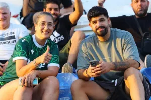 (Φώτος) Ο κόσμος στις εξέδρες 