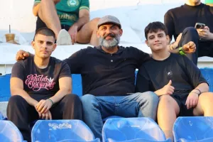(Φώτος) Ο κόσμος στις εξέδρες 