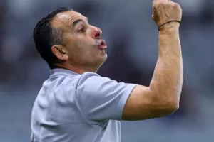 Απόλλων-ΕΝΠ: Δεύτερη σερί νίκη με τριάρα στο β' ημίχρονο! (φώτος)
