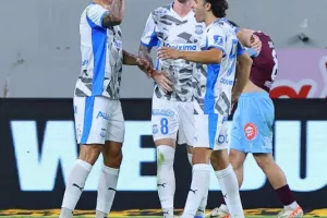Απόλλων-ΕΝΠ: Δεύτερη σερί νίκη με τριάρα στο β' ημίχρονο! (φώτος)