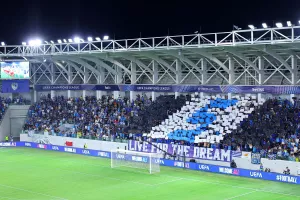 Κάλεσμα από Θύρα 5