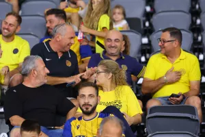 (Φώτος) Ο κόσμος στο "Αλφαμέγα"