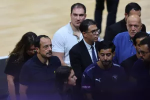 Θρίαμβος της Ελλάδας, με σούπερ Γιάννη (φώτος)
